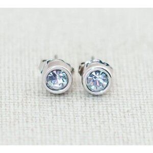 Dainty Vintage Round Crystal Stud Earrings by Avon - A5